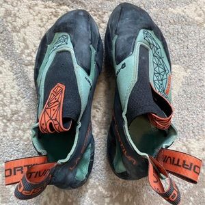 la sportiva mantra climbing shoes